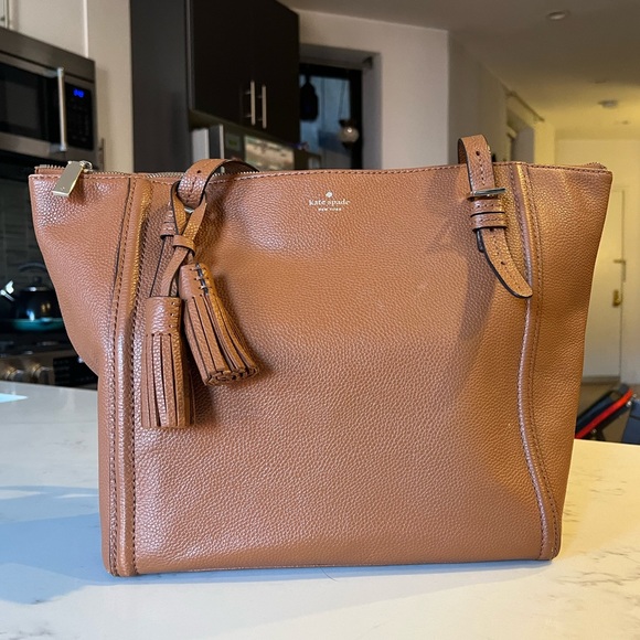 kate spade Handbags - Kate Spade Tan Leather Tote Bag